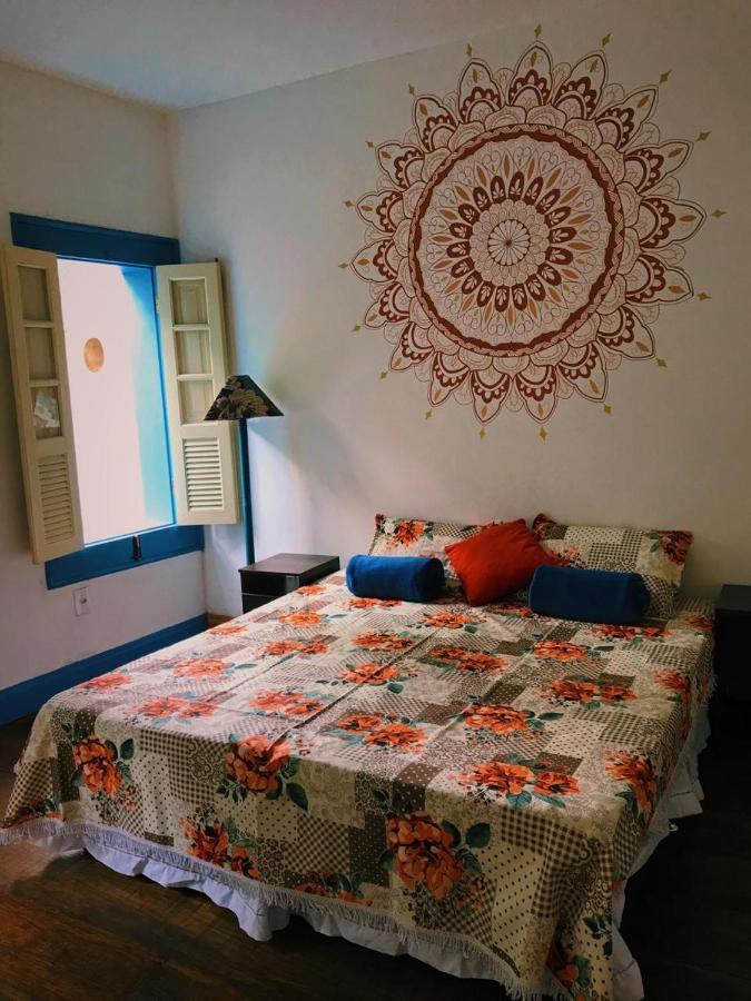 Del Mundo Albergue